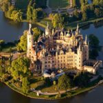 Schwerin_Castle_Aerial_View_Island_Luftbild_Schweriner_Schloss_Insel_See_(cropped)